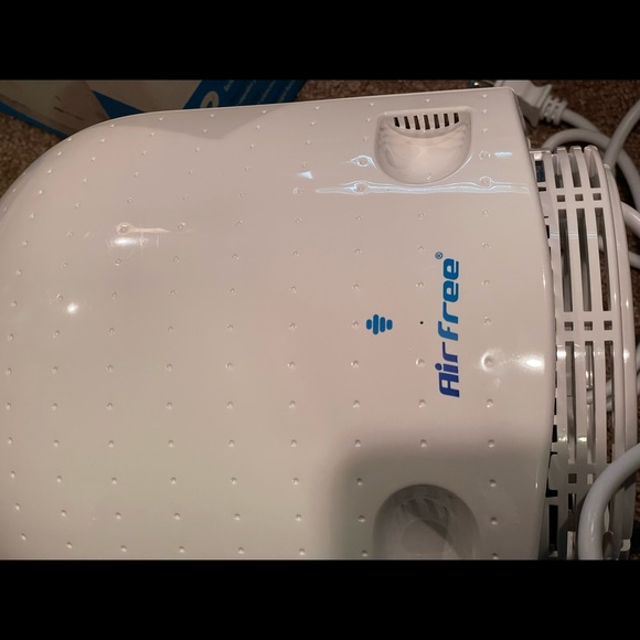 Airfree air purifier P2000 - Picture 3 of 3